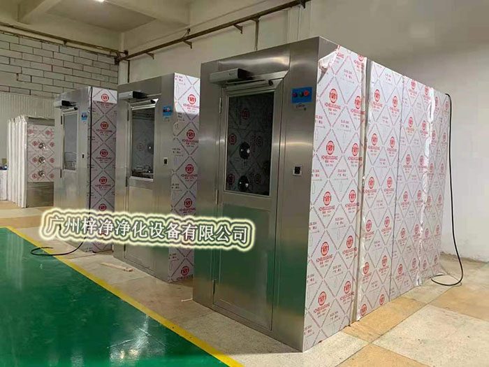 风淋室风淋屏应用对于候诊室和病房的空气洁净室与患者健康具有重要意义