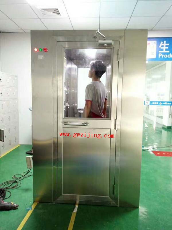 实验室净化工程中风淋室(货淋室)安装需要注意什么?